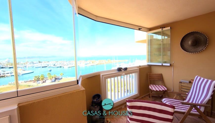 2 chambre Appartement à vendre à La Manga del Mar Menor avec piscine - 179 000 € (Ref: 9819283)