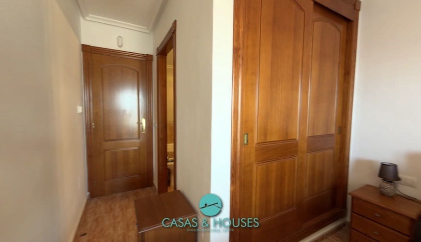 2 chambre Appartement à vendre à La Manga del Mar Menor avec piscine - 179 000 € (Ref: 9819283)