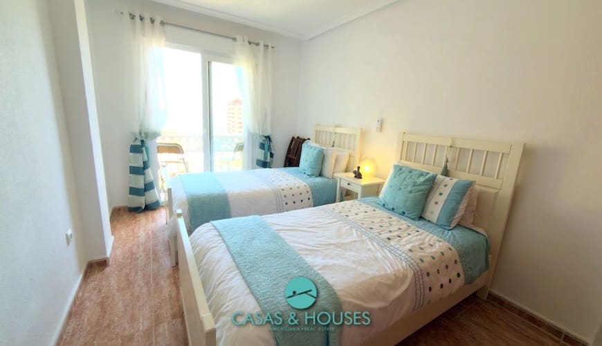 2 chambre Appartement à vendre à La Manga del Mar Menor avec piscine - 179 000 € (Ref: 9819283)