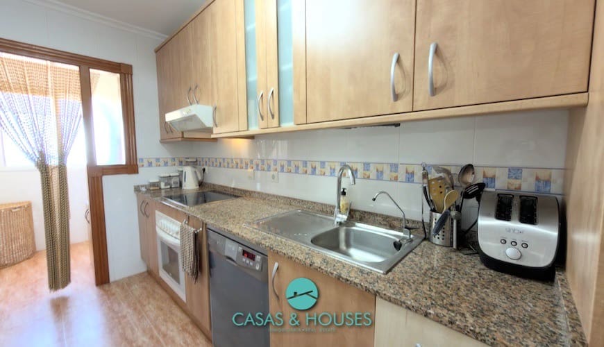 2 chambre Appartement à vendre à La Manga del Mar Menor avec piscine - 179 000 € (Ref: 9819283)