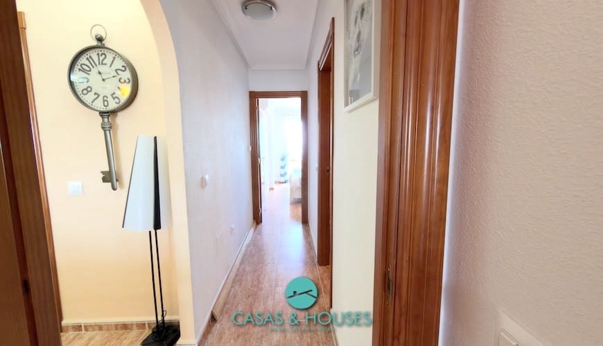 2 chambre Appartement à vendre à La Manga del Mar Menor avec piscine - 179 000 € (Ref: 9819283)