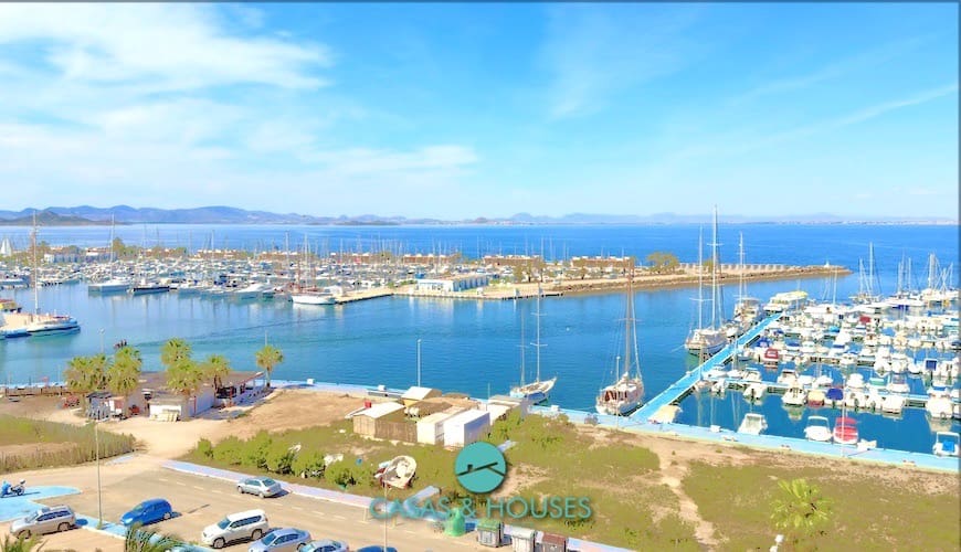 2 chambre Appartement à vendre à La Manga del Mar Menor avec piscine - 179 000 € (Ref: 9819283)