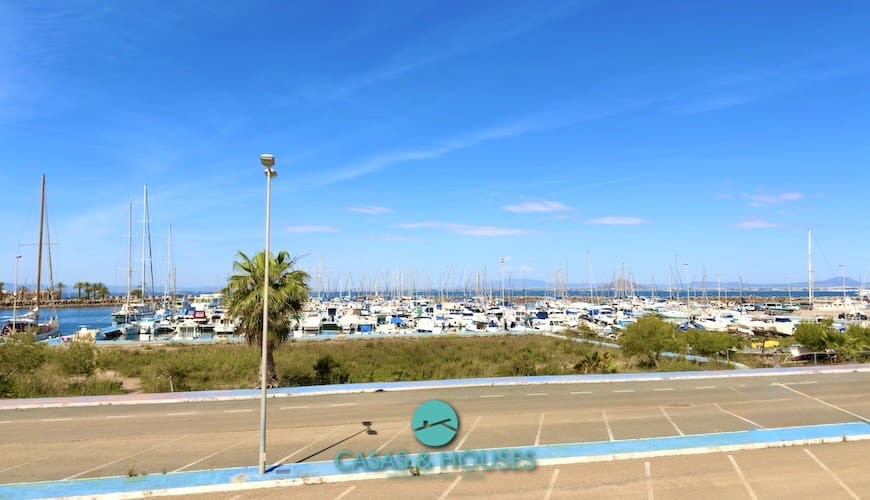 2 chambre Appartement à vendre à La Manga del Mar Menor avec piscine - 179 000 € (Ref: 9819283)