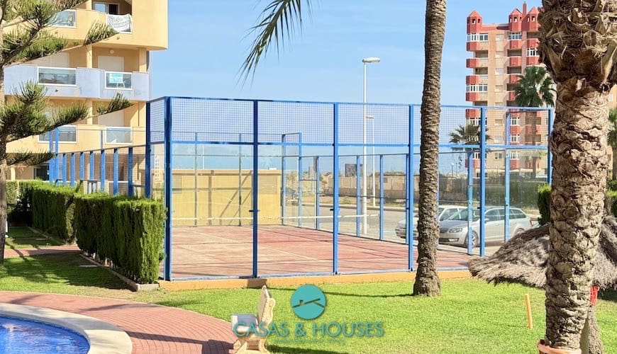 2 chambre Appartement à vendre à La Manga del Mar Menor avec piscine - 179 000 € (Ref: 9819283)