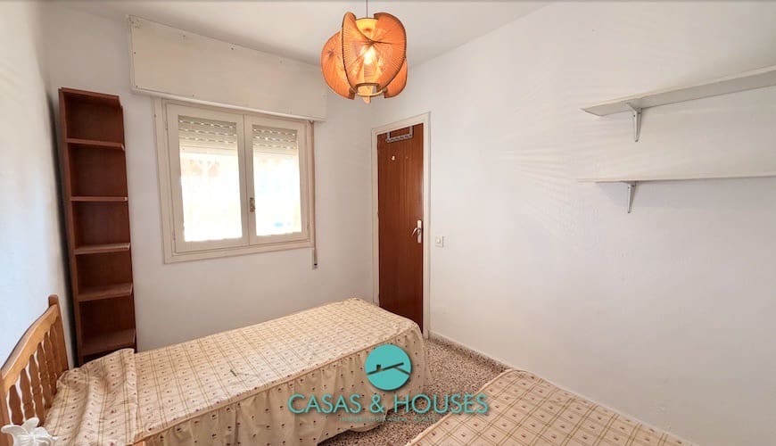 2 Zimmer Apartment zu verkaufen in La Manga del Mar Menor mit Pool - 135.000 € (Ref: 9819651)
