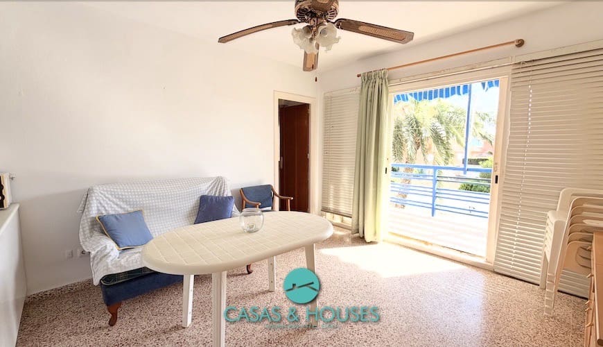 2 Zimmer Apartment zu verkaufen in La Manga del Mar Menor mit Pool - 135.000 € (Ref: 9819651)