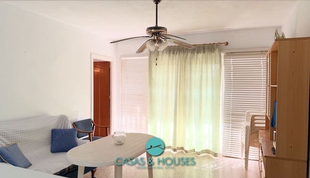 2 Zimmer Apartment zu verkaufen in La Manga del Mar Menor mit Pool - 135.000 € (Ref: 9819651)
