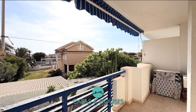 2 Zimmer Apartment zu verkaufen in La Manga del Mar Menor mit Pool - 135.000 € (Ref: 9819651)