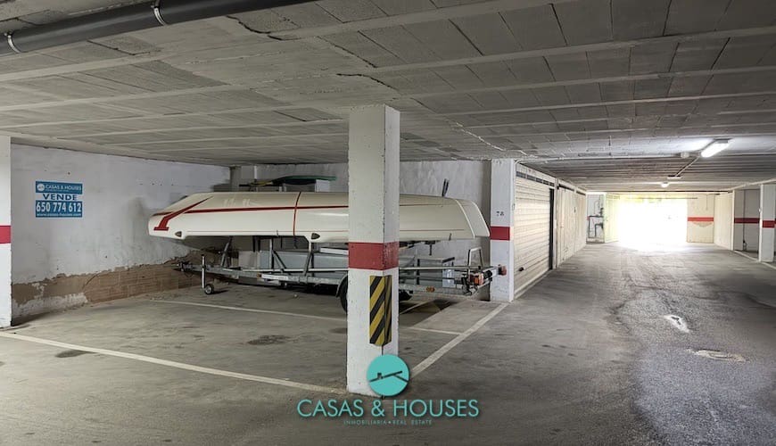 Garage for sale in La Manga del Mar Menor - € 15,000 (Ref: 9827511)