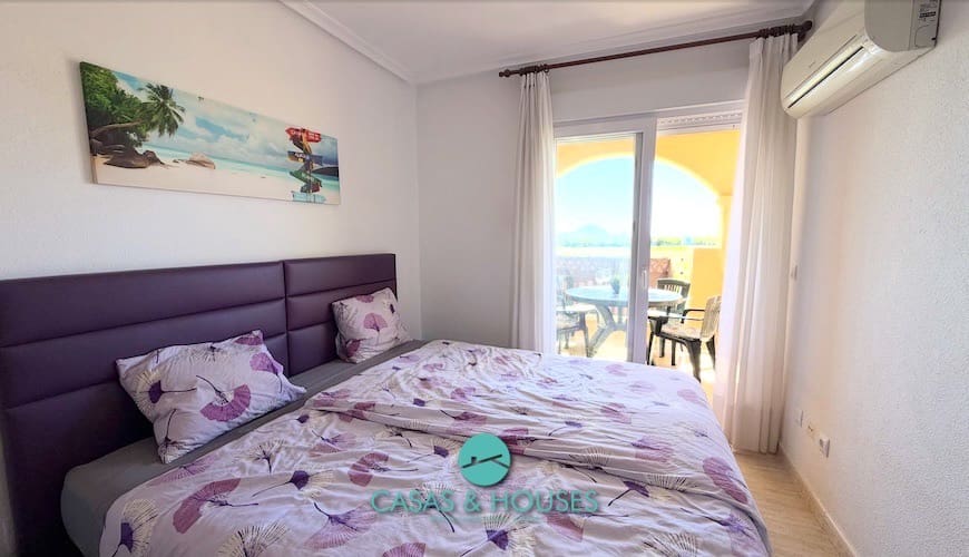 1 makuuhuone Huoneisto myytävänä paikassa La Manga del Mar Menor mukana uima-altaan 
autotalli - 141 000 € (Ref: 9836829)