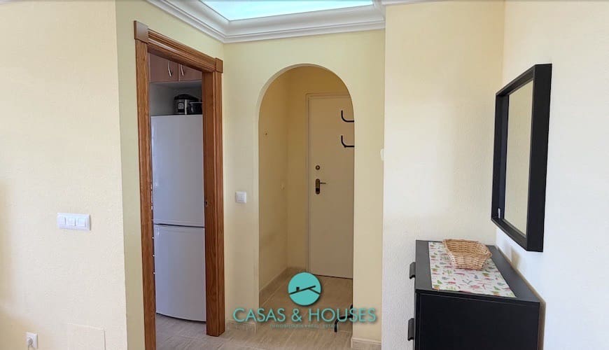 1 makuuhuone Huoneisto myytävänä paikassa La Manga del Mar Menor mukana uima-altaan 
autotalli - 141 000 € (Ref: 9836829)