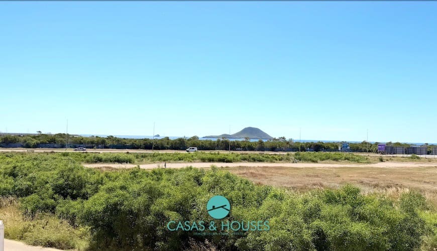 1 makuuhuone Huoneisto myytävänä paikassa La Manga del Mar Menor mukana uima-altaan 
autotalli - 141 000 € (Ref: 9836829)