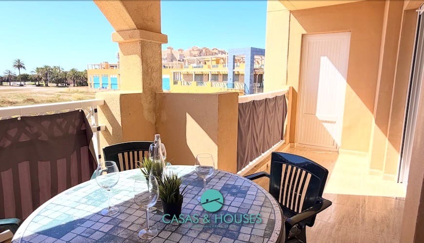 1 makuuhuone Huoneisto myytävänä paikassa La Manga del Mar Menor mukana uima-altaan 
autotalli - 141 000 € (Ref: 9836829)