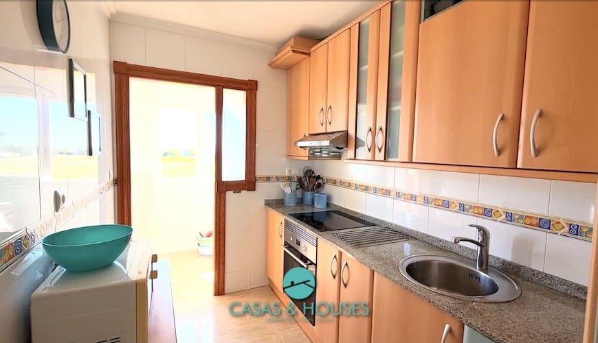 1 makuuhuone Huoneisto myytävänä paikassa La Manga del Mar Menor mukana uima-altaan 
autotalli - 141 000 € (Ref: 9836829)