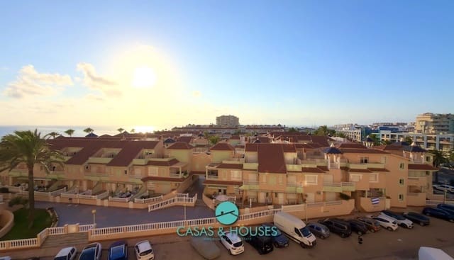 1 soveværelse Lejlighed til salg i La Manga del Mar Menor med swimmingpool - € 147.000 (Ref: 9941592)