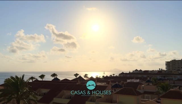 1 soveværelse Lejlighed til salg i La Manga del Mar Menor med swimmingpool - € 147.000 (Ref: 9941592)
