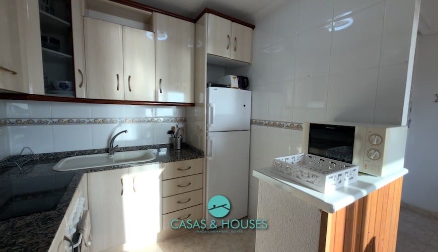 Apartamento de 1 habitación en La Manga del Mar Menor en venta con piscina - 147.000 € (Ref: 9941592)