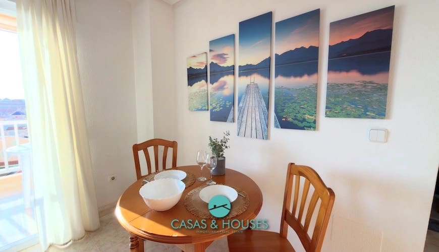 Apartamento de 1 habitación en La Manga del Mar Menor en venta con piscina - 147.000 € (Ref: 9941592)