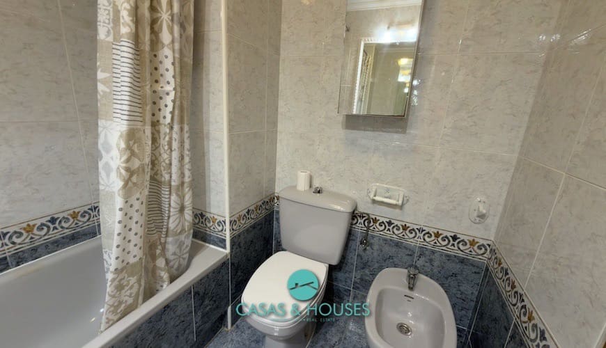 Apartamento de 1 habitación en La Manga del Mar Menor en venta con piscina - 147.000 € (Ref: 9941592)