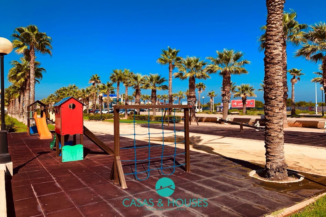 Apartamento de 1 habitación en La Manga del Mar Menor en venta con piscina - 147.000 € (Ref: 9941592)