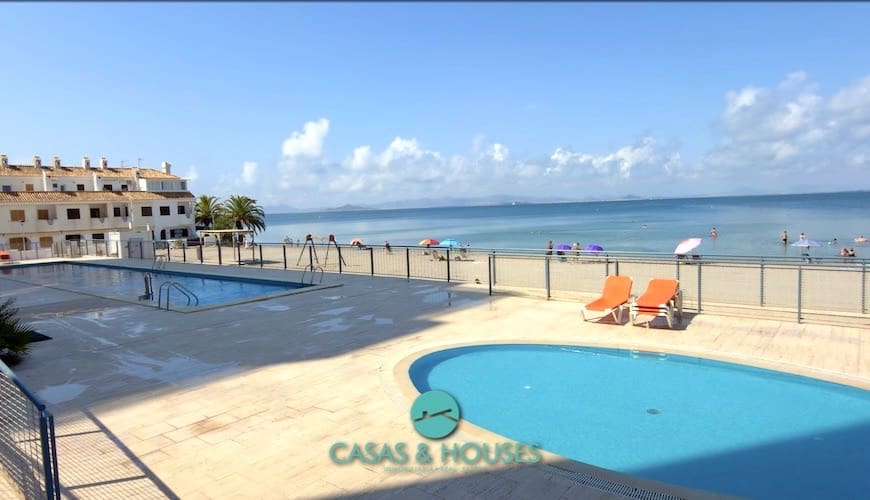 2 chambre Appartement à vendre à La Manga del Mar Menor avec piscine - 200 000 € (Ref: 9942855)