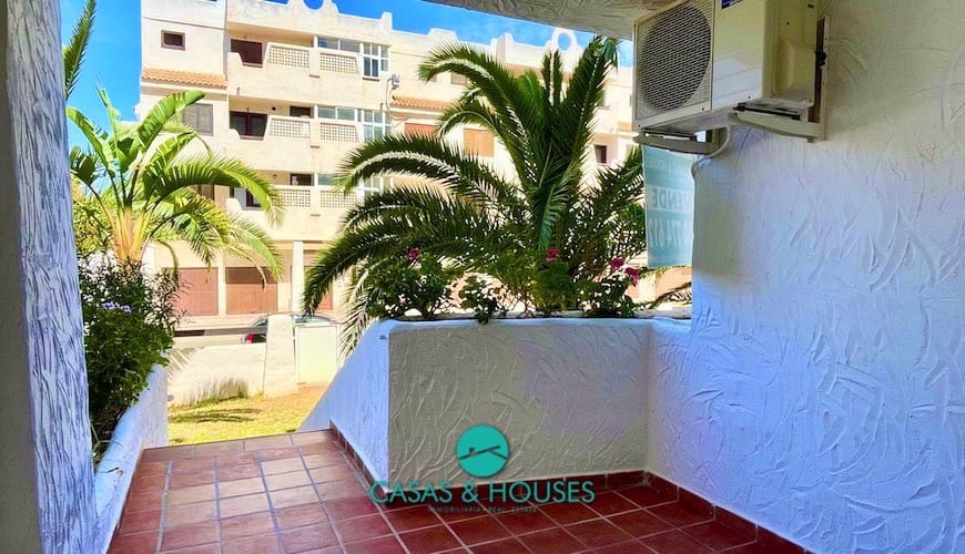 2 soveværelse Lejlighed til salg i La Manga del Mar Menor med swimmingpool - € 147.000 (Ref: 9953048)