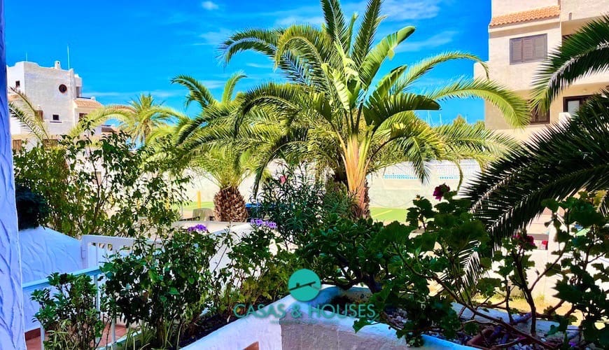 2 soveværelse Lejlighed til salg i La Manga del Mar Menor med swimmingpool - € 147.000 (Ref: 9953048)