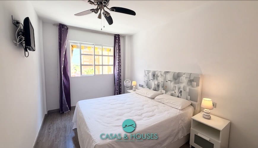 Apartamento de 1 habitación en La Manga del Mar Menor en venta con piscina garaje - 150.000 € (Ref: 9979244)