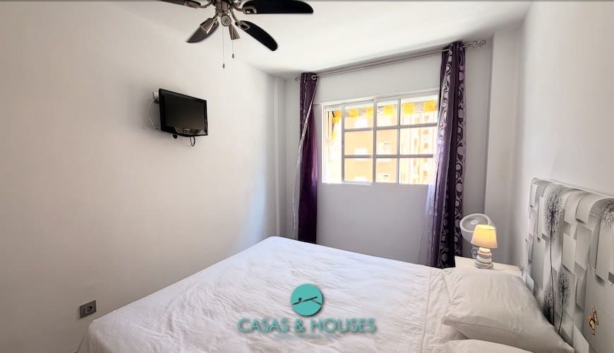 Apartamento de 1 habitación en La Manga del Mar Menor en venta con piscina garaje - 150.000 € (Ref: 9979244)