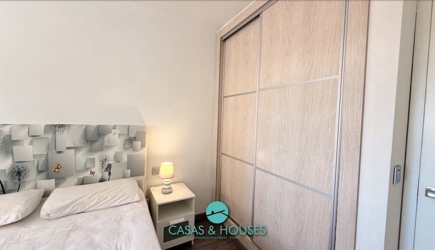 Apartamento de 1 habitación en La Manga del Mar Menor en venta con piscina garaje - 150.000 € (Ref: 9979244)