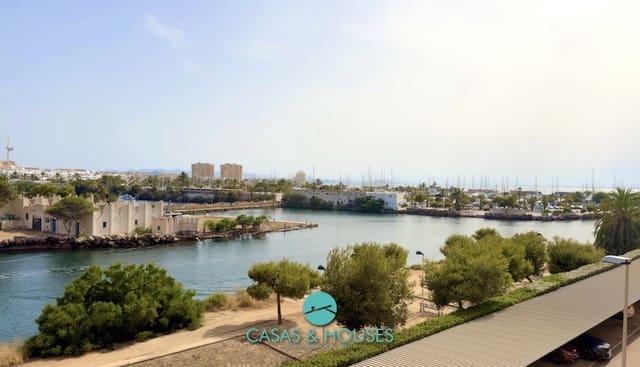 2 soveværelse Lejlighed til salg i La Manga del Mar Menor med swimmingpool - € 190.000 (Ref: 9981271)