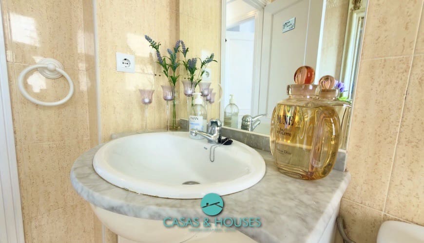 2 soveværelse Lejlighed til salg i La Manga del Mar Menor med swimmingpool - € 190.000 (Ref: 9981271)