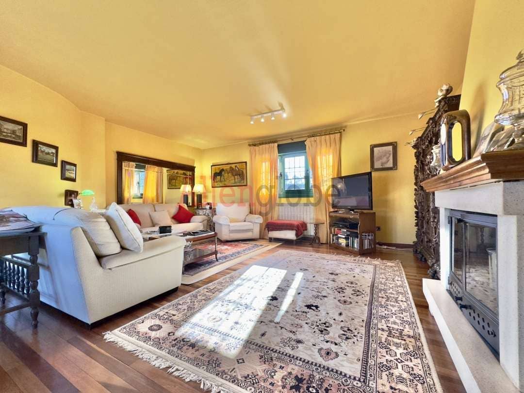 7 soveværelse Villa til salg i Oviedo - € 795.000 (Ref: 8331932)