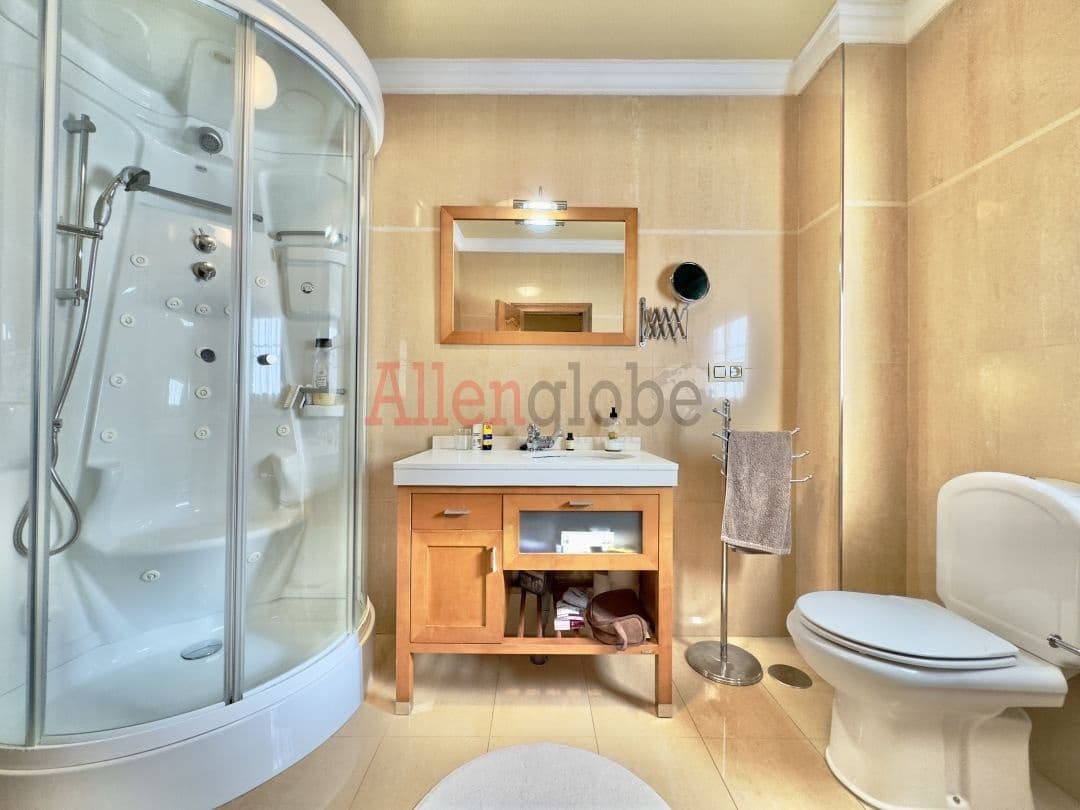 7 soveværelse Villa til salg i Oviedo - € 795.000 (Ref: 8331932)