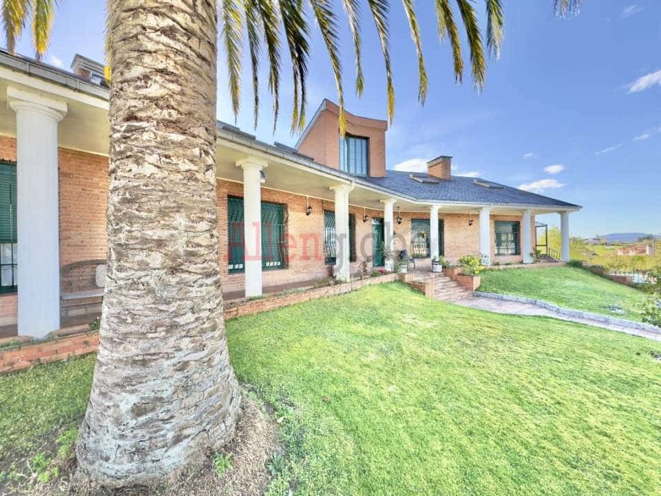 7 soveværelse Villa til salg i Oviedo - € 795.000 (Ref: 8331932)