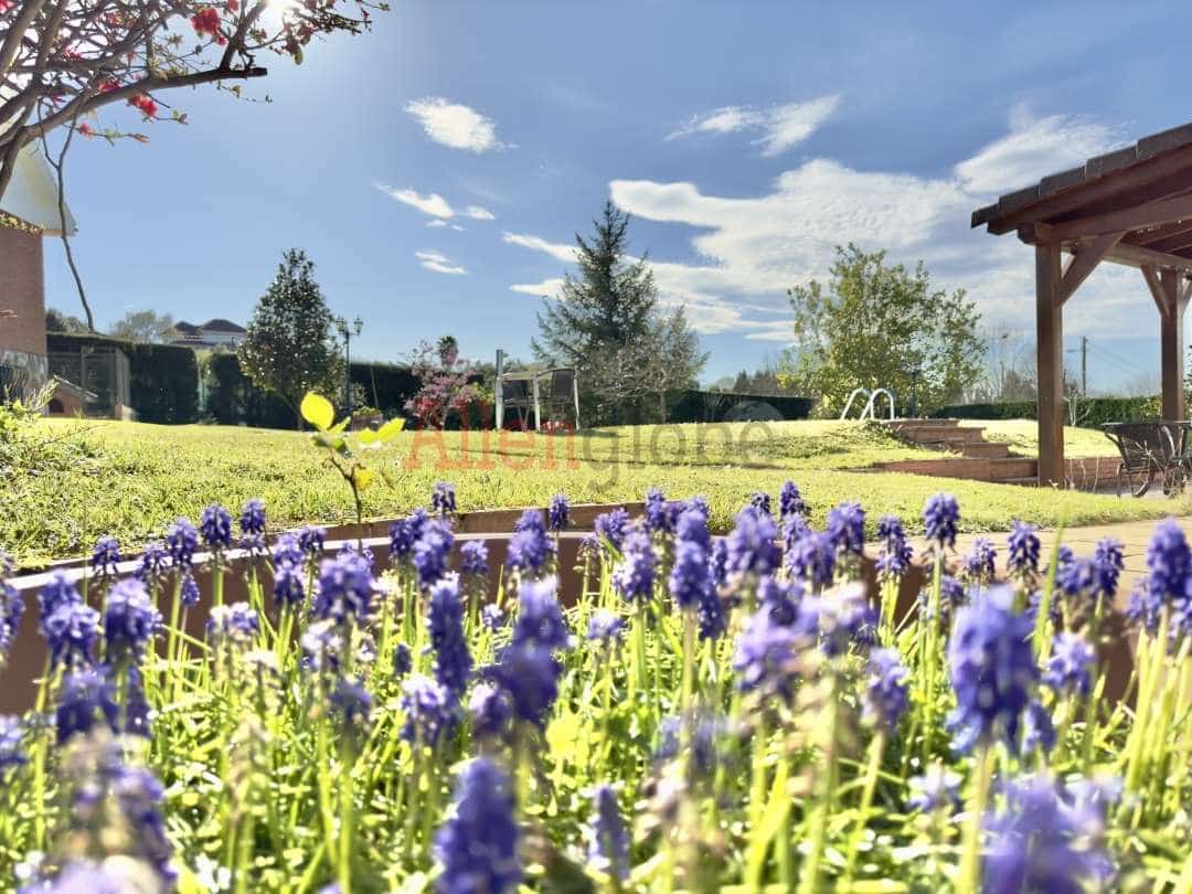 7 soveværelse Villa til salg i Oviedo - € 795.000 (Ref: 8331932)