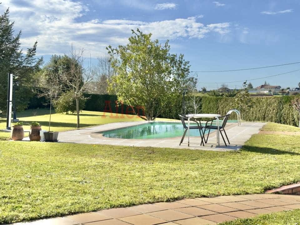 7 soveværelse Villa til salg i Oviedo - € 795.000 (Ref: 8331932)