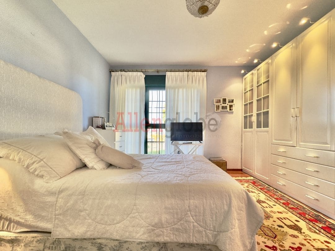 7 soveværelse Villa til salg i Oviedo - € 795.000 (Ref: 8331932)