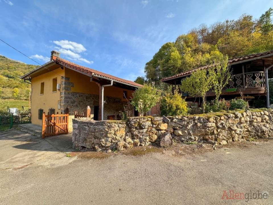 3 soveværelse Byhus til salg i Teverga - € 145.000 (Ref: 8331943)