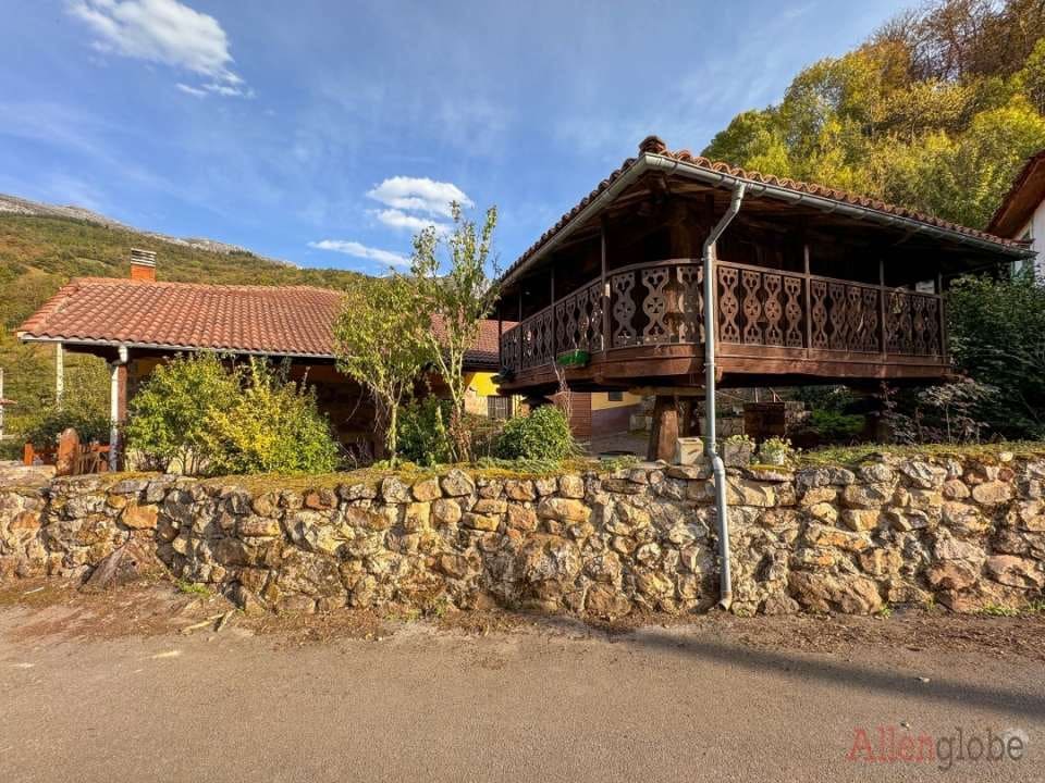 3 soveværelse Byhus til salg i Teverga - € 145.000 (Ref: 8331943)