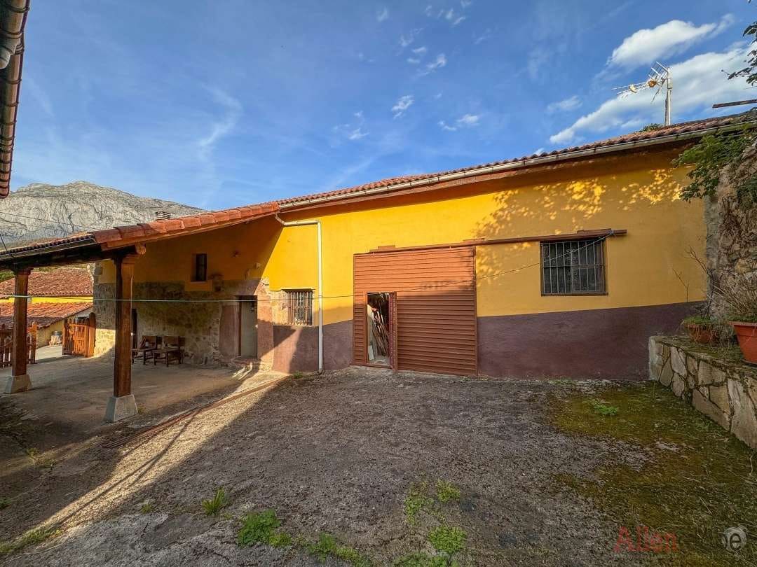 3 soveværelse Byhus til salg i Teverga - € 145.000 (Ref: 8331943)