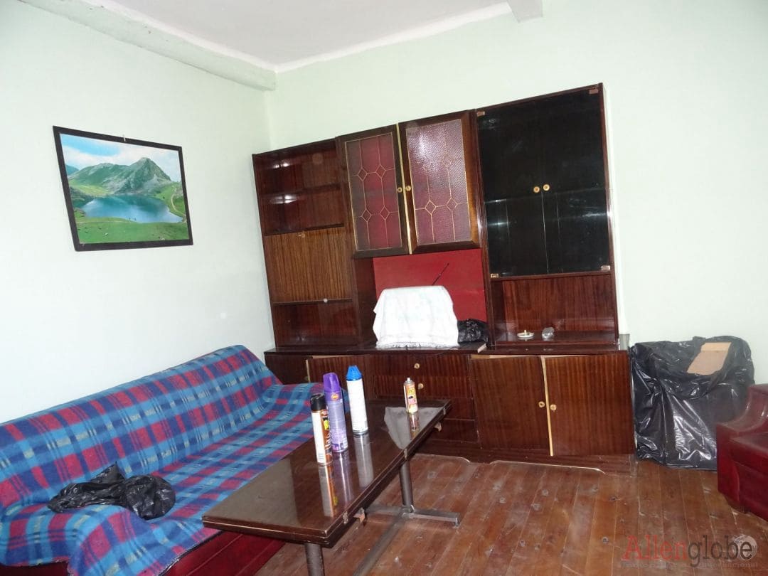 3 soveværelse Byhus til salg i Oviedo - € 70.000 (Ref: 8331946)