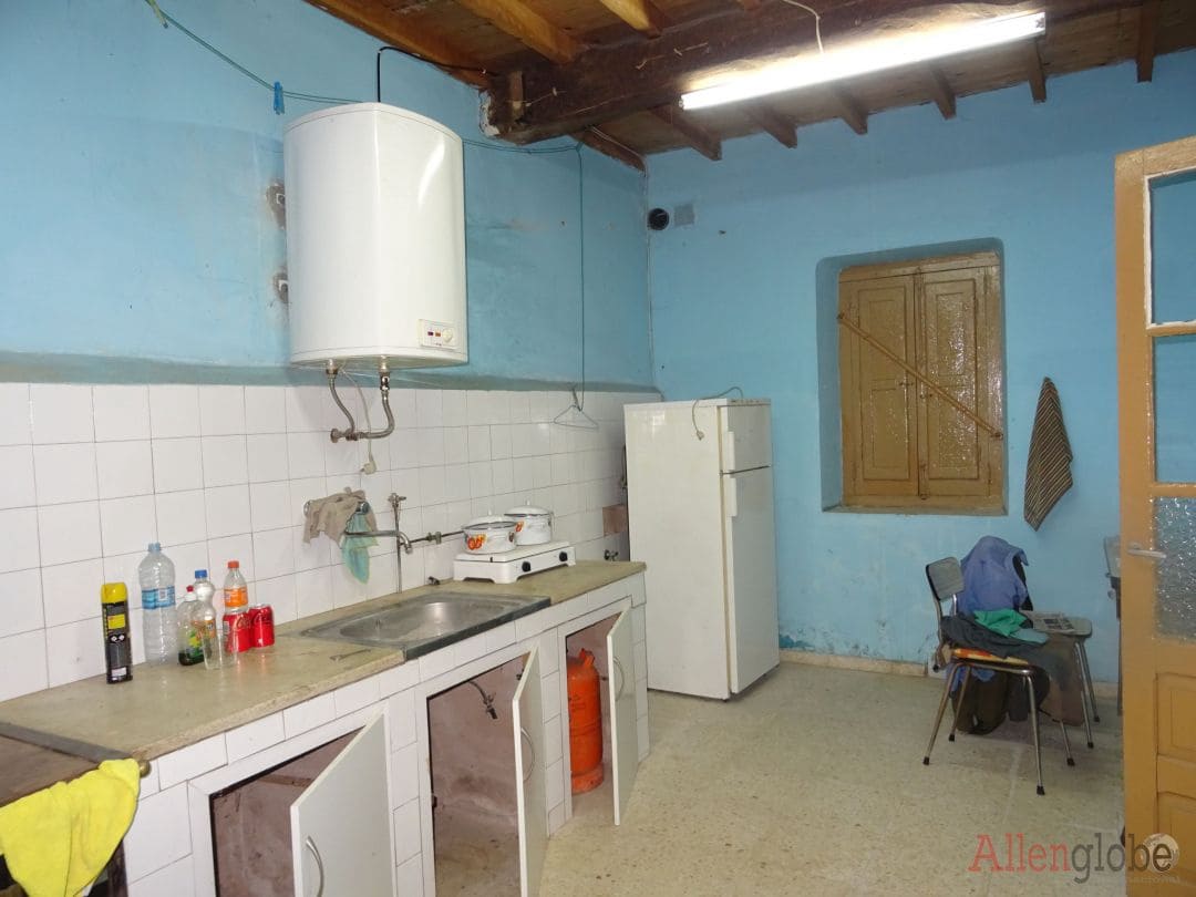 3 soveværelse Byhus til salg i Oviedo - € 70.000 (Ref: 8331946)