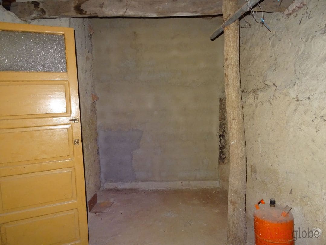 3 soveværelse Byhus til salg i Oviedo - € 70.000 (Ref: 8331946)