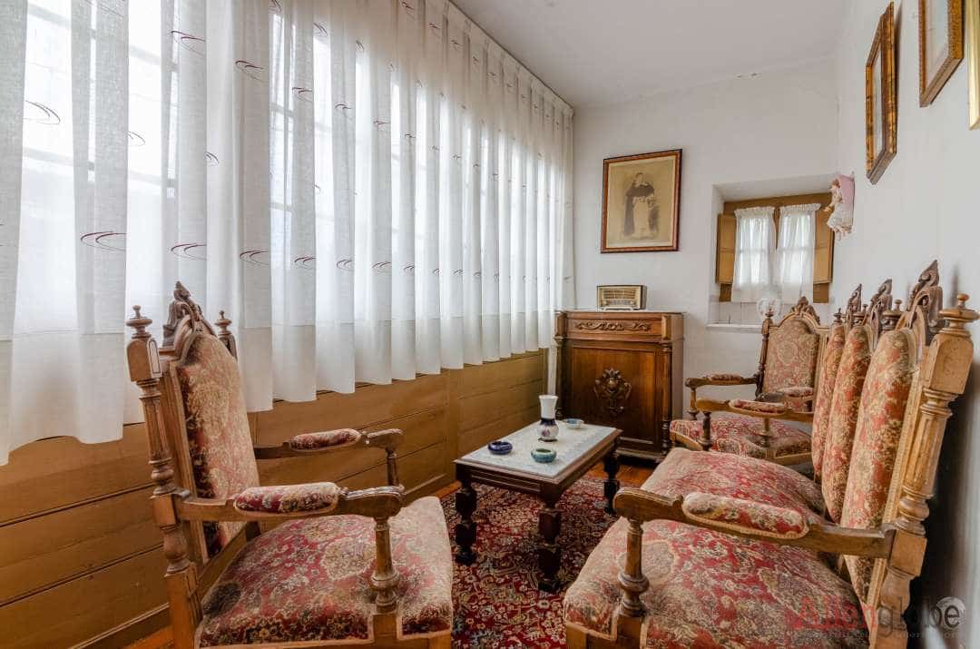 4 bedroom Townhouse for sale in Llanera - € 350,000 (Ref: 8331947)