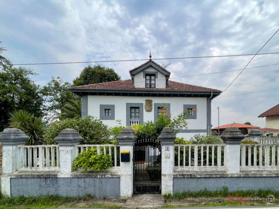 4 bedroom Townhouse for sale in Llanera - € 350,000 (Ref: 8331947)