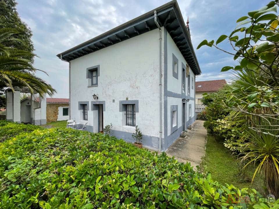 4 bedroom Townhouse for sale in Llanera - € 350,000 (Ref: 8331947)