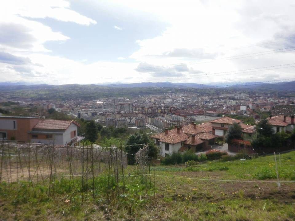 Terre non Aménagée à vendre à Oviedo - 120 000 € (Ref: 8331962)