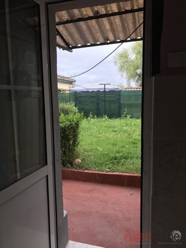 6 slaapkamer Flat te koop in Oviedo - € 160.000 (Ref: 8332903)