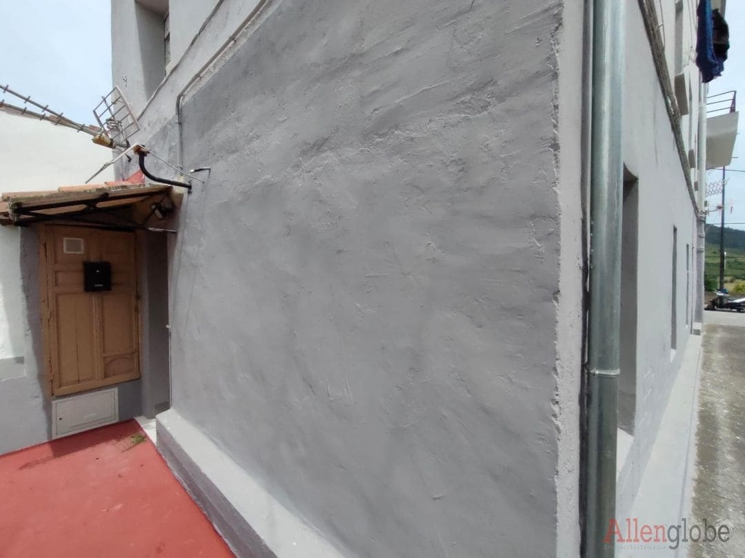 6 slaapkamer Flat te koop in Oviedo - € 160.000 (Ref: 8332903)